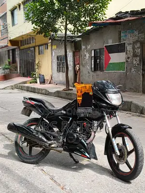 Hero CBZ Xtrem 2013