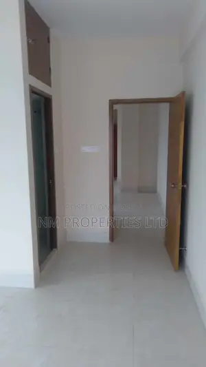 Luxurious Flat 5th-Floor Single Unit sale Mirpur-02,