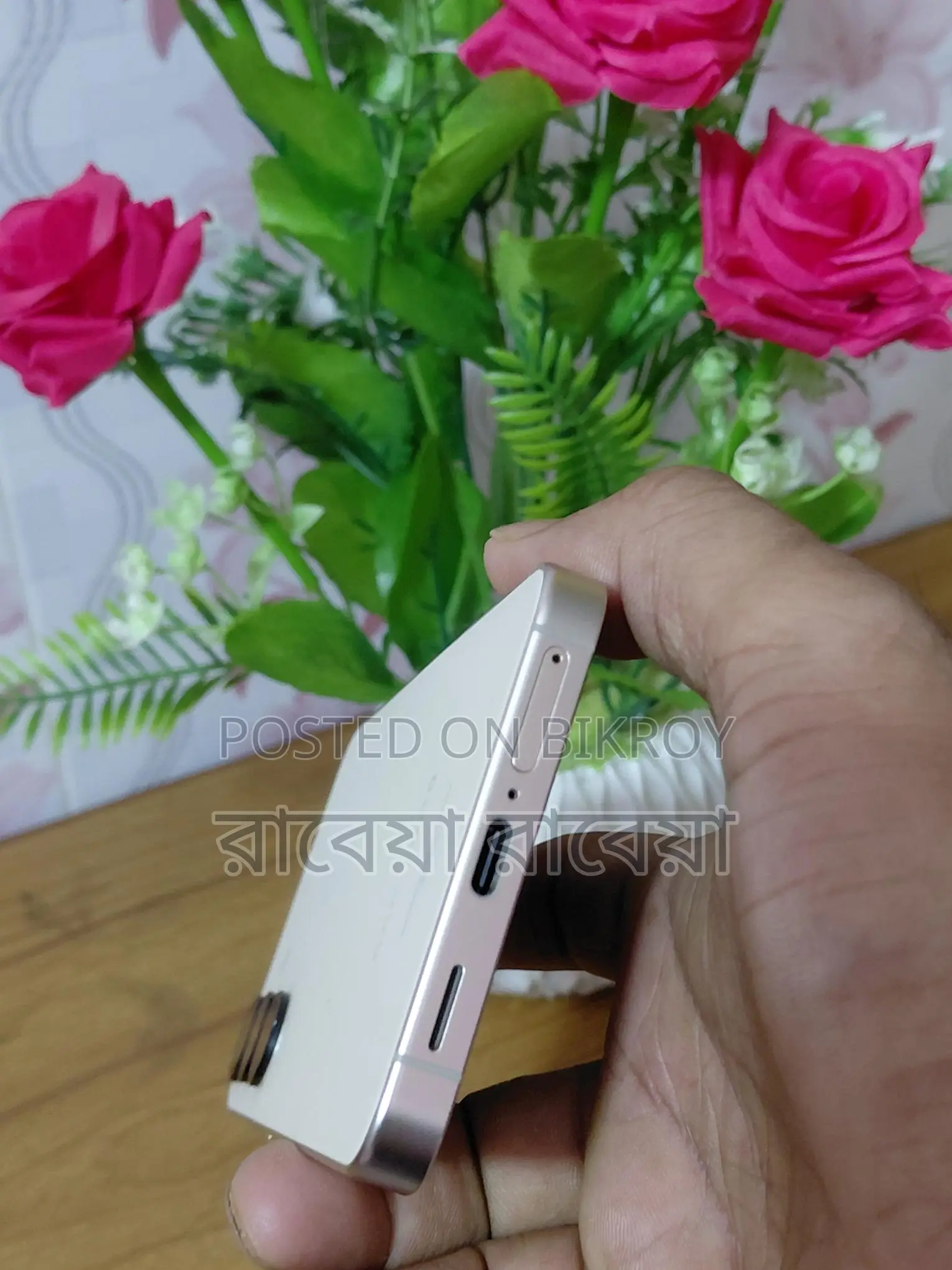 Samsung Galaxy S24 8.GB..256.GB (Used)