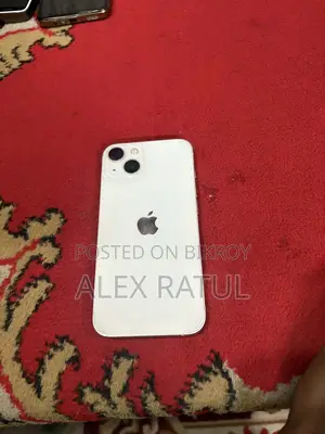 Apple iPhone 13 (Used)