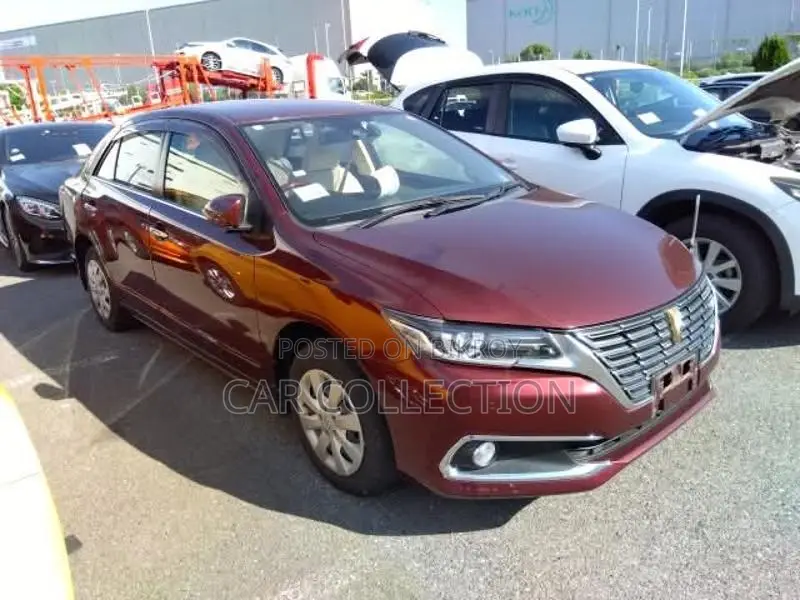 Toyota Premio F-EX 2020