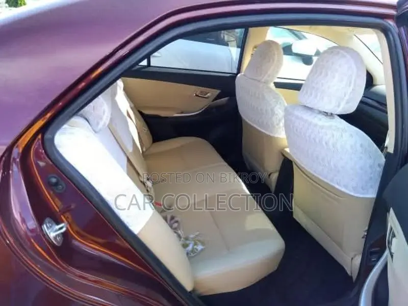 Toyota Premio F-EX 2020