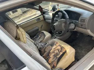 Toyota Corolla 1999