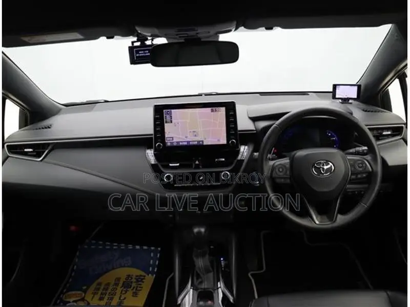 Toyota Corolla Hybrid WXB TOURING 2021