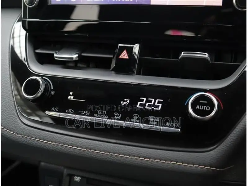 Toyota Corolla Hybrid WXB TOURING 2021