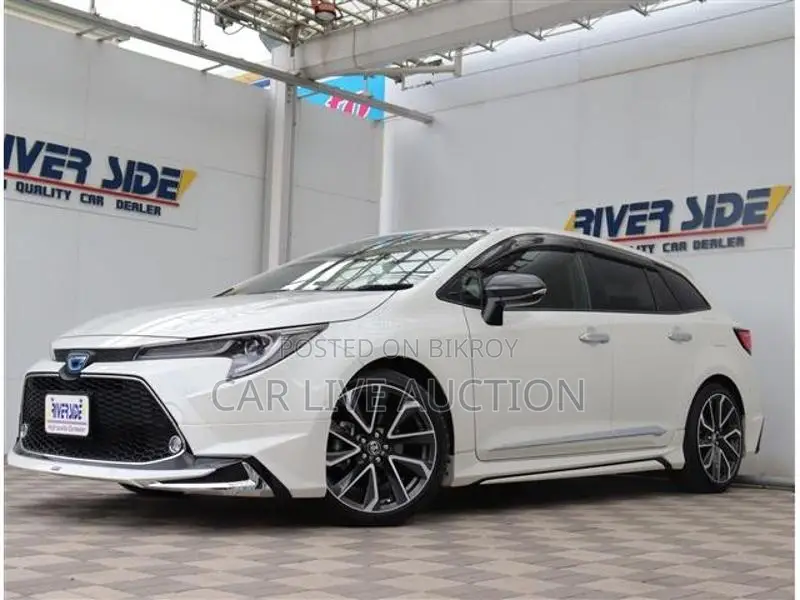 Toyota Corolla Hybrid WXB TOURING 2021