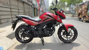 Honda Hornet SD 2018