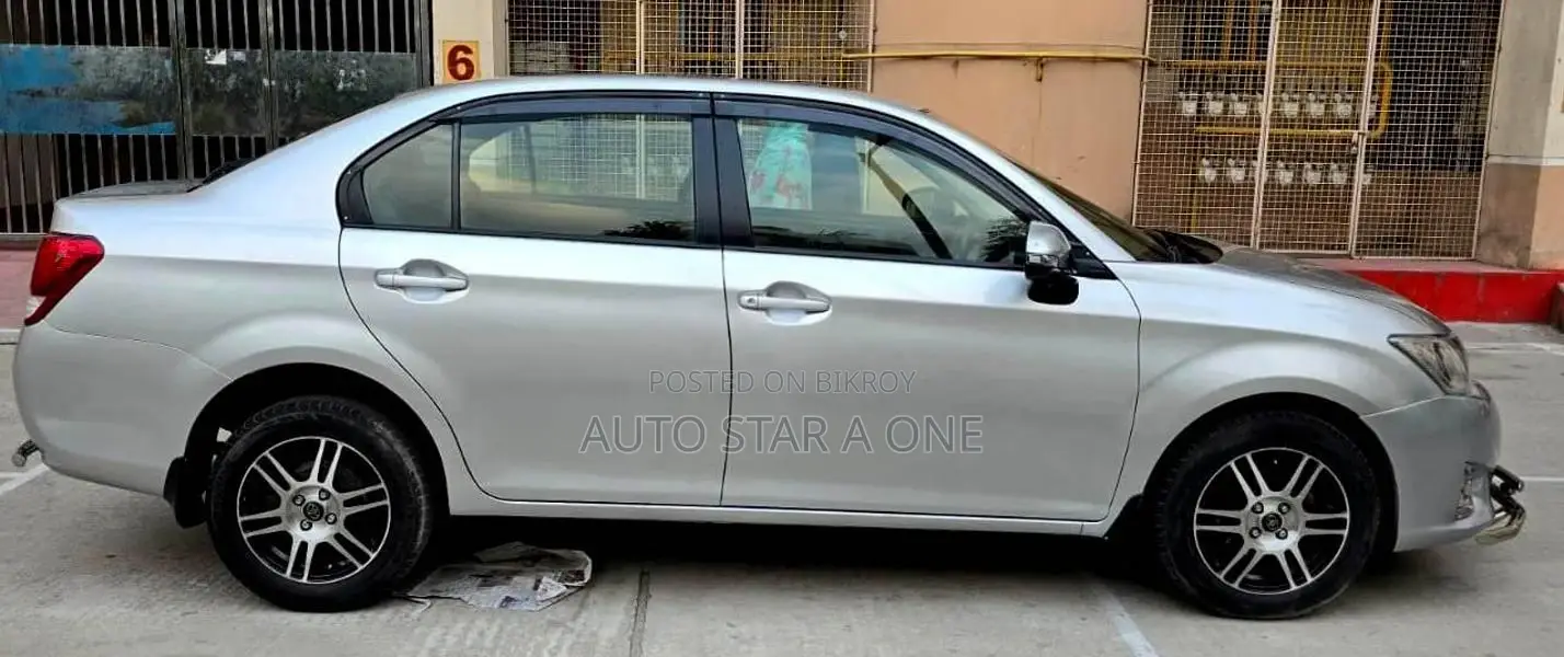 Toyota Axio Corolla X Cng 2014