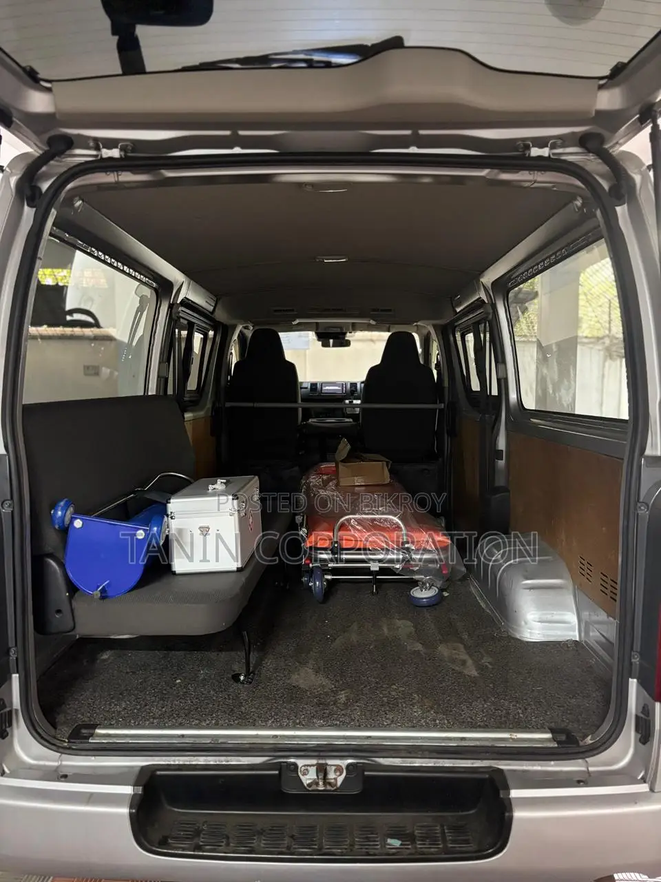 Toyota Hiace Ambulance Dual AC 2020