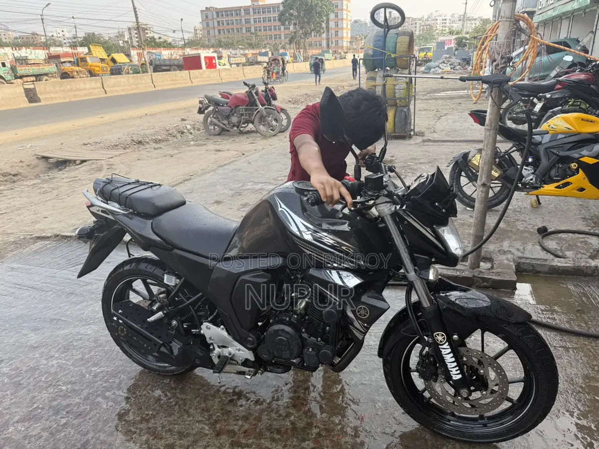 Yamaha FZs V2 2023