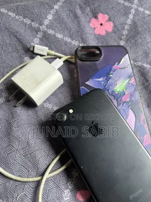অ্যাপল আইফোন ৭ (ব্যবহৃত)