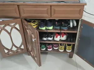 কাস্টমাইজড সু র‍্যাক