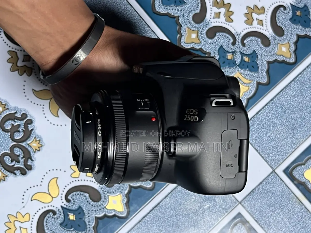 CANON EOS 250D with 50mm F1.8 STM LENS (Only 3000 Shutter Use)