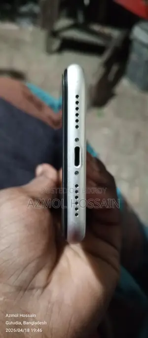 Apple iPhone 11 (Used)