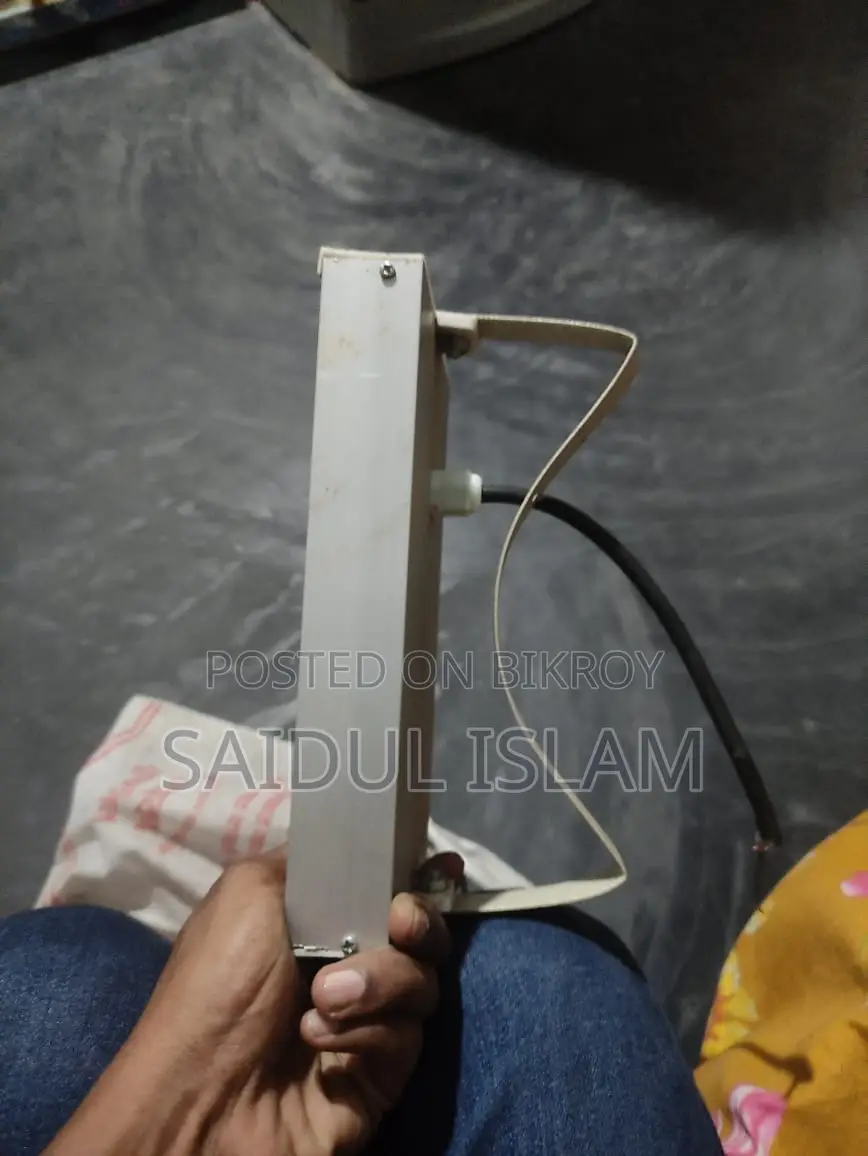 100 W LED Light