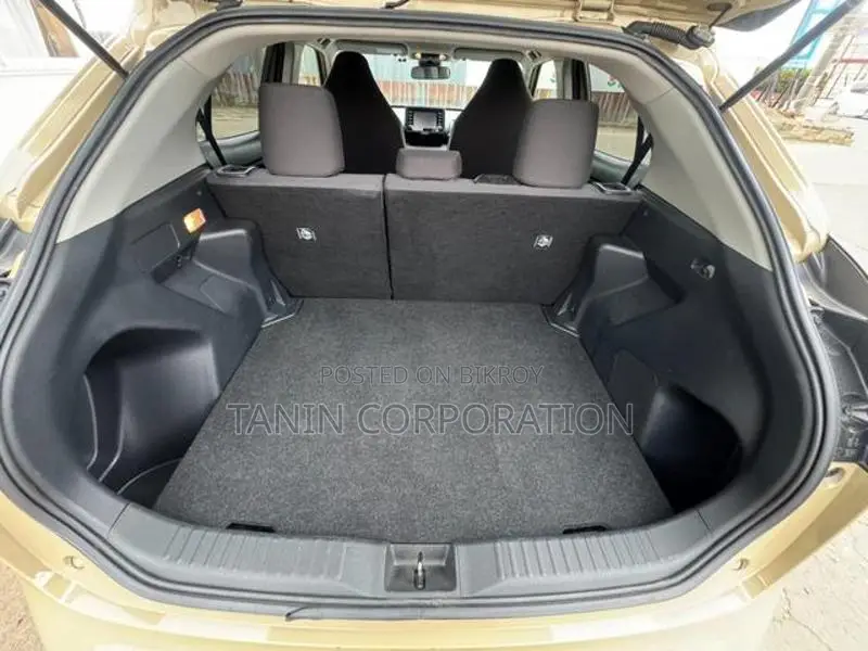 Toyota Yaris Cross Hybrid X 2021