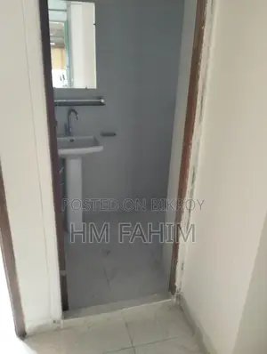 Sublet office for rent