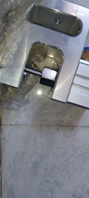 নিউম্যাটিক বাটারফ্লাই পাঞ্চ