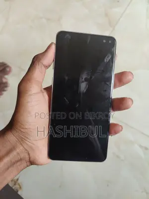 Samsung Galaxy S10 Plus Emergency Sale (Used)