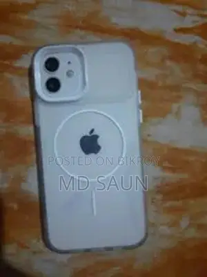 Apple iPhone 12 (Used)