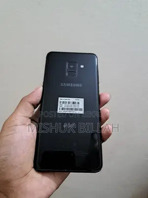Samsung Galaxy A8 Box included (Used)