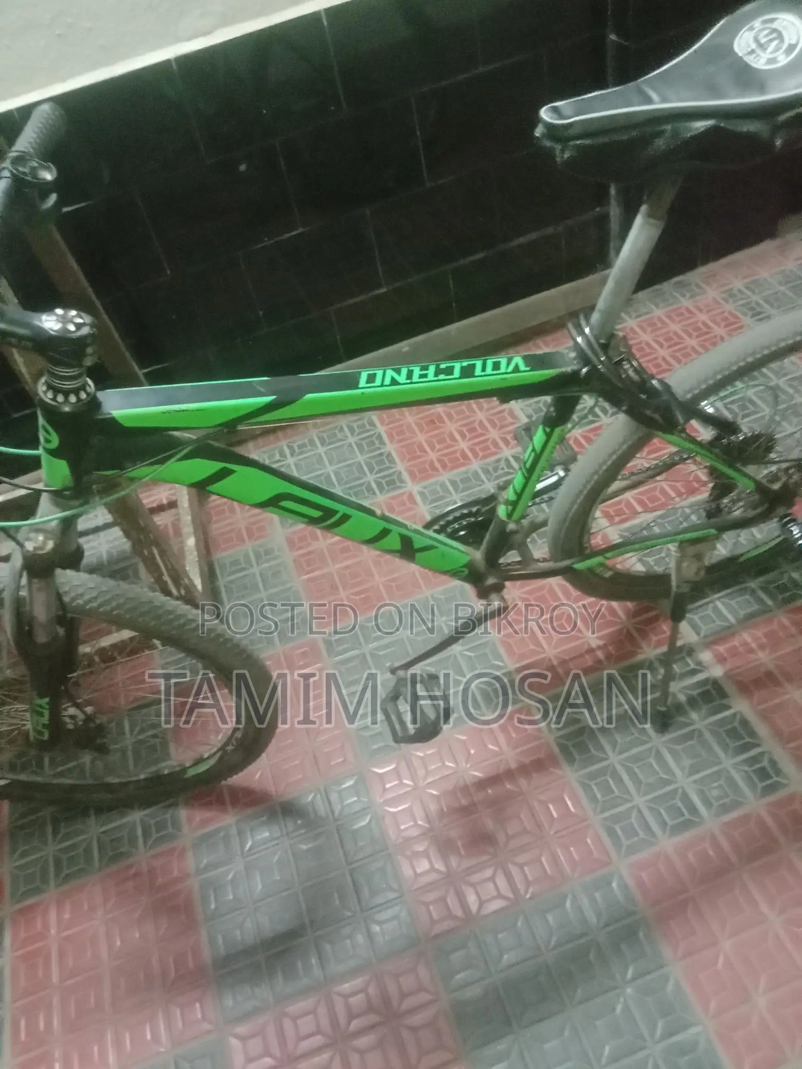 The bicycle has some minor issues