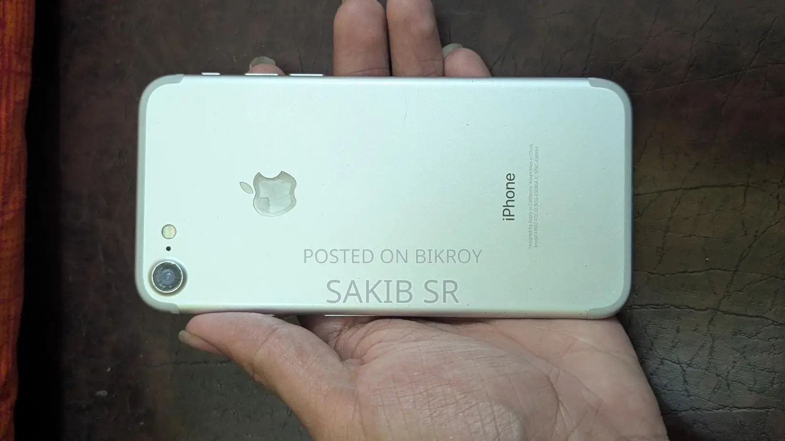Apple iPhone 7 . (Used)