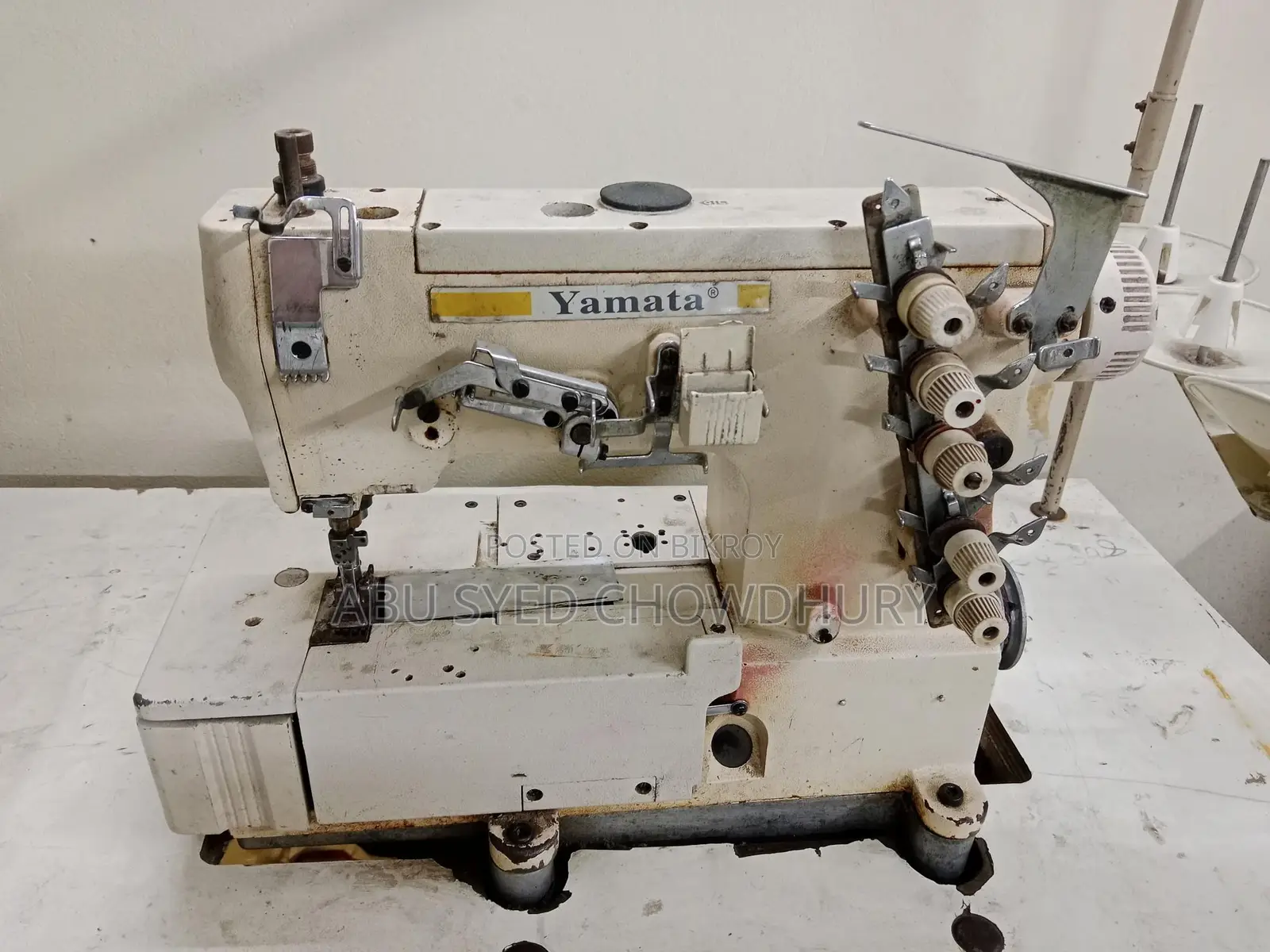 Yamata Flatlock Machine