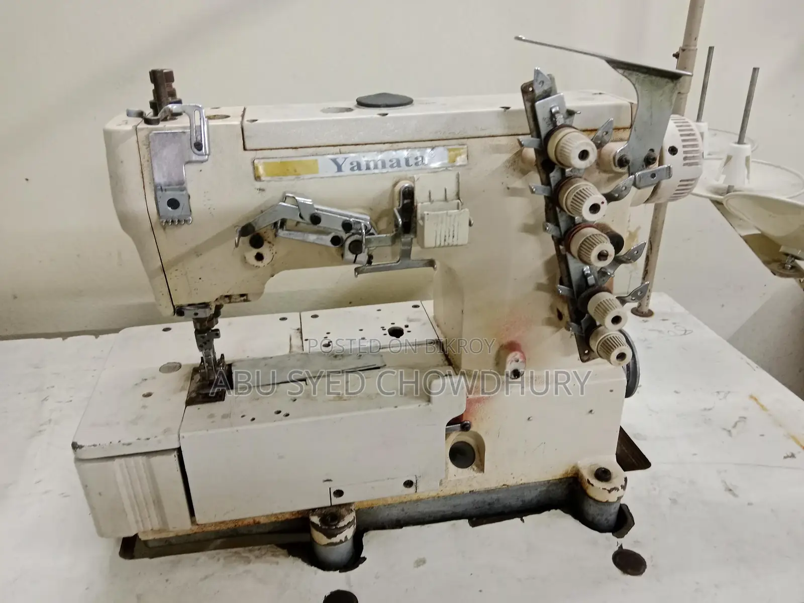 Yamata Flatlock Machine