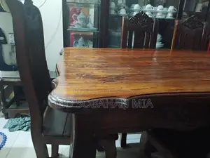 Shilkoroi Dining Table 6 Chair