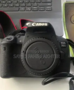 Canon Eos 700d Dslr ক্যামেরা + 18-55mm লেন্স (ভালো কন্ডিশন)