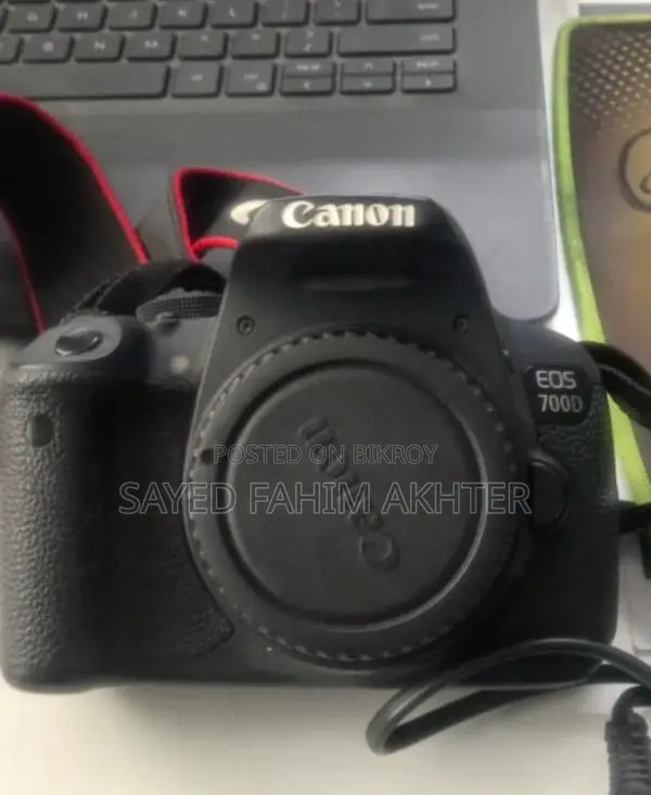 Canon Eos 700d Dslr Camera + 18-55mm Lens (Good Condition)