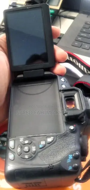 Canon Eos 700d Dslr ক্যামেরা + 18-55mm লেন্স (ভালো কন্ডিশন)
