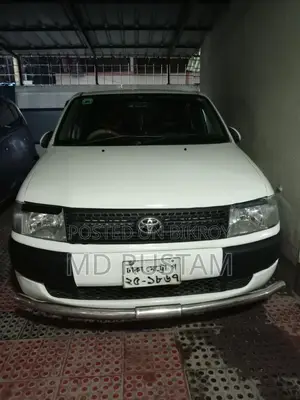 Toyota Probox . 2004