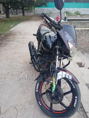 Honda Unicorn . 2015