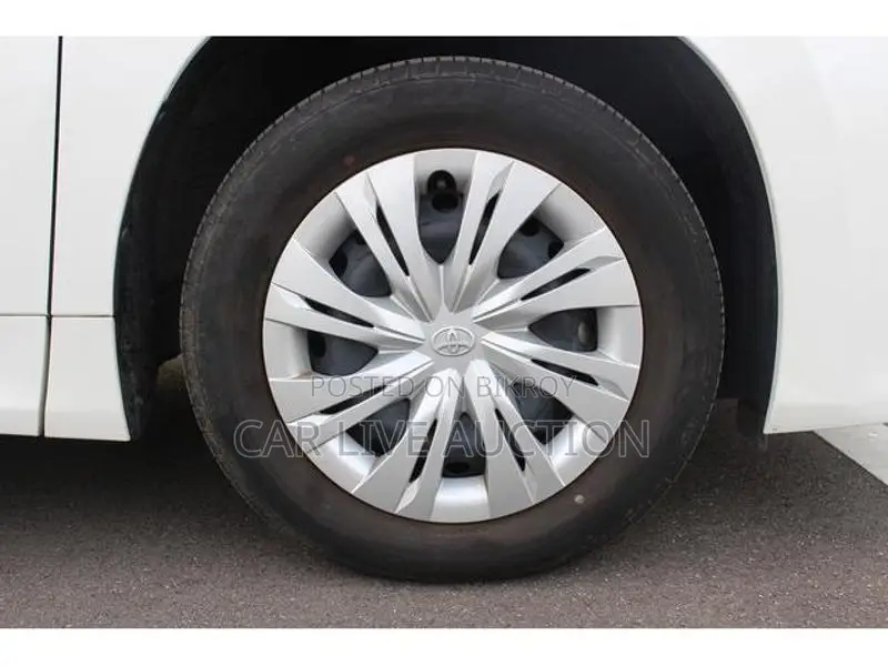 Toyota Noah Hybrid X pre order 2022