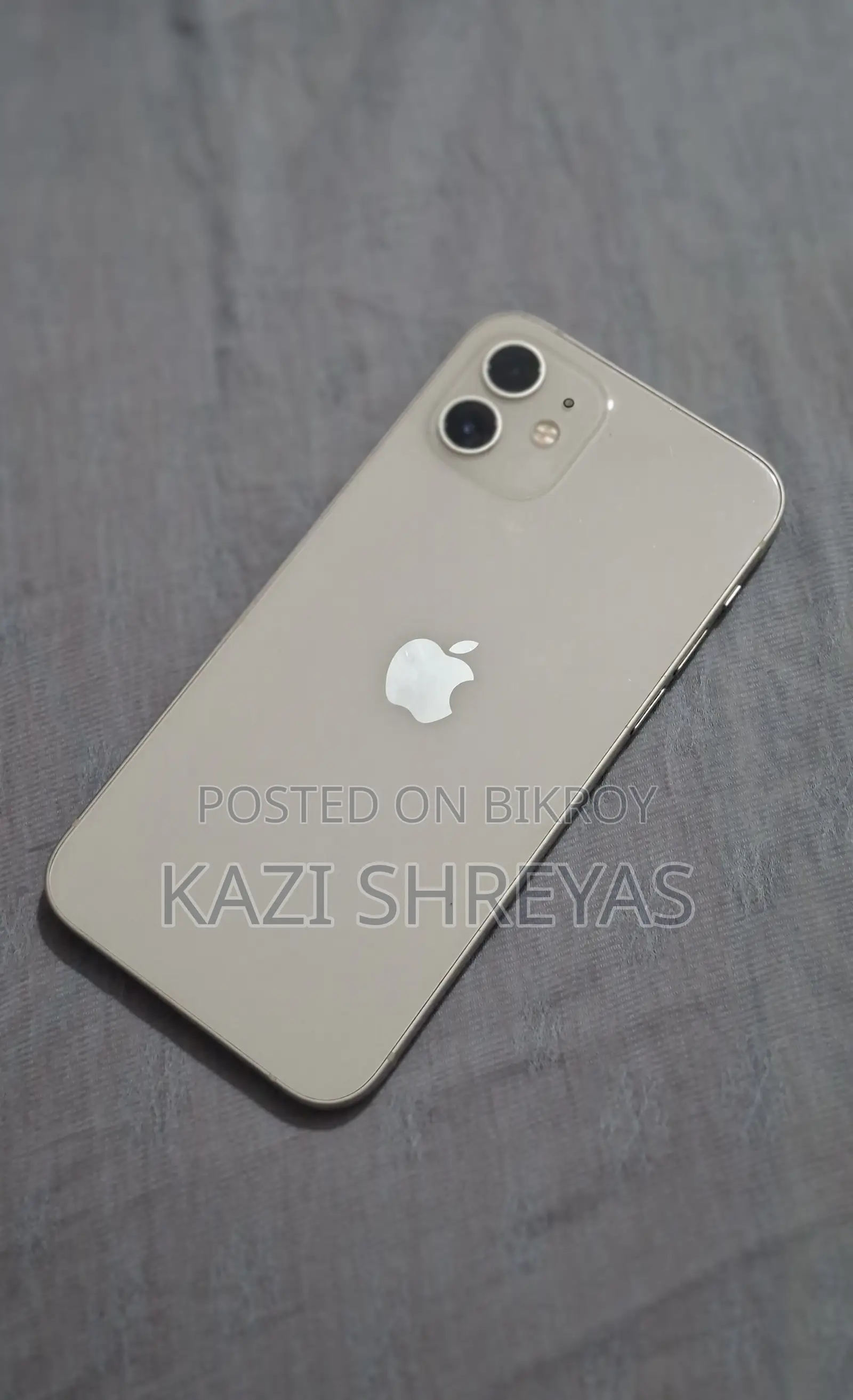 Apple iPhone 12 (Used)
