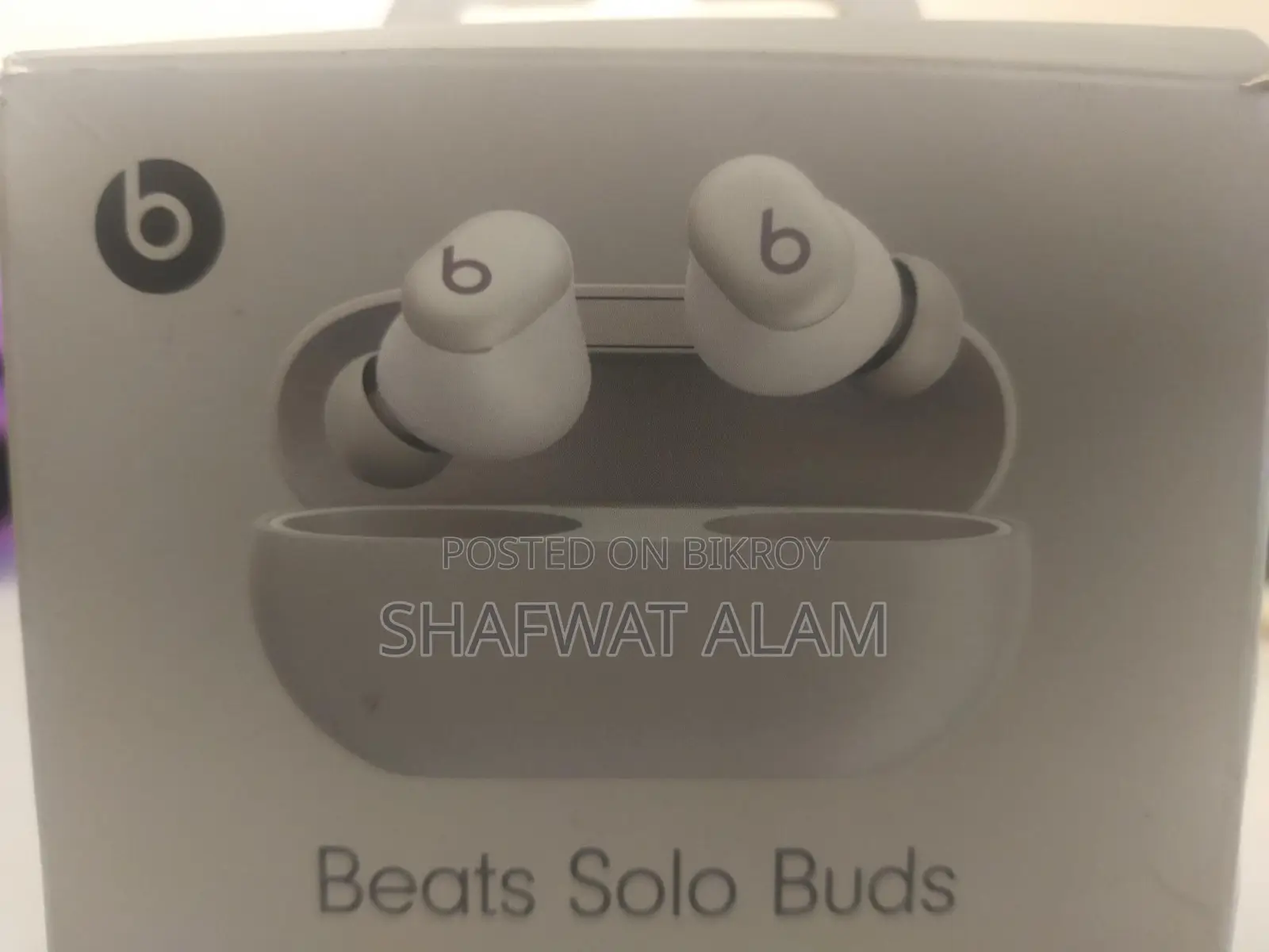 Beats Solo Buds for Sale (Almost Brand New)