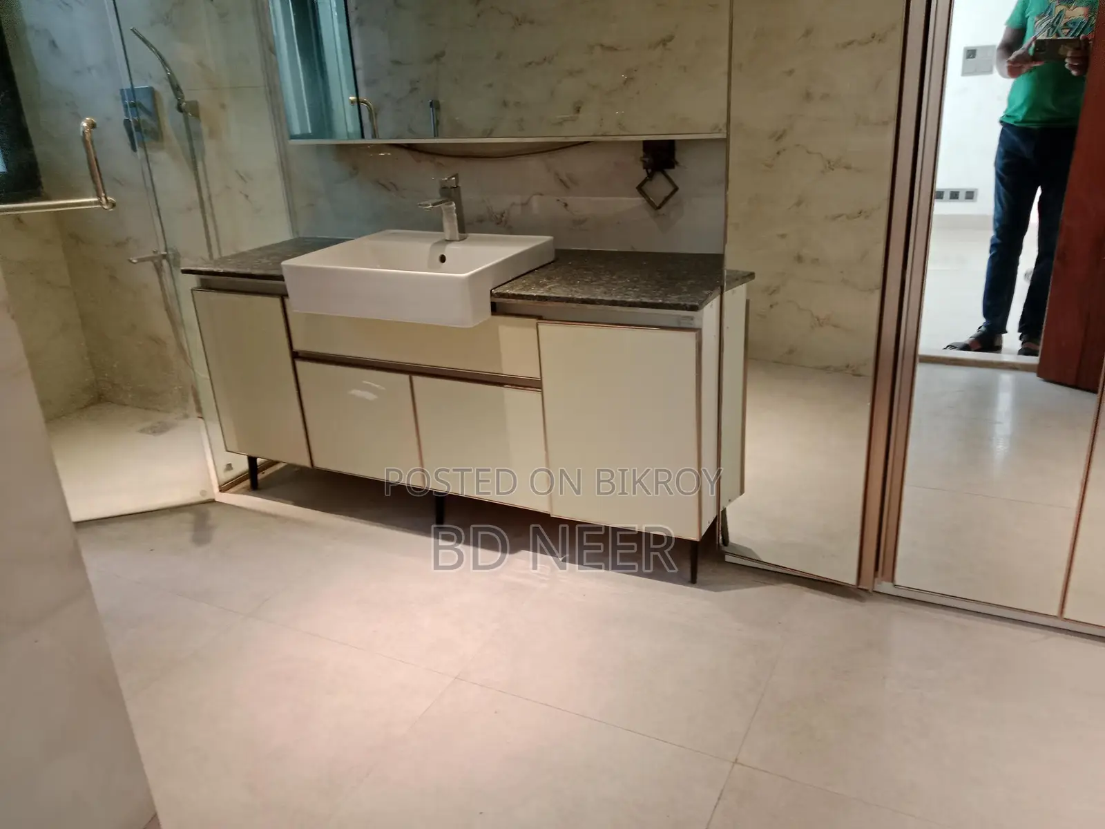 excellent 4 Bed room apt rent in Gulshan
