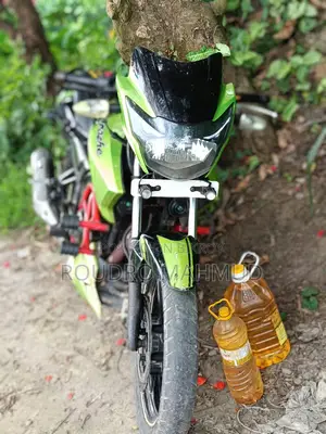 TVS APACHE RTR 150 2016