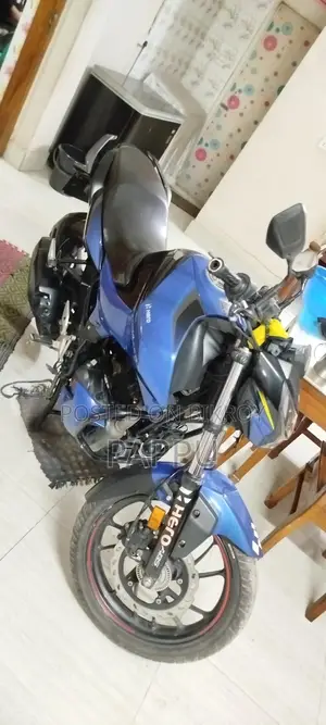 Hero Thriller 160R fresh 2023