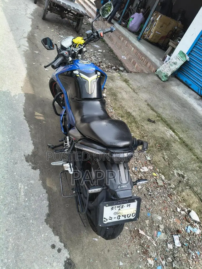 Hero Thriller 160R fresh 2023