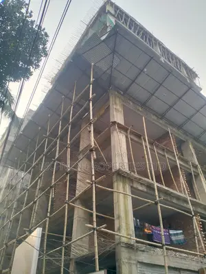১৭০০ বর্গফুট ফ্ল্যাট @ আগারগাঁও এসপি রোড, লেকভিউ মসজিদ, ৬৭৫০ টাকা বর্গফুটে