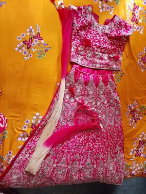 লেহেঙ্গা ও পার্টি ড্রেস
