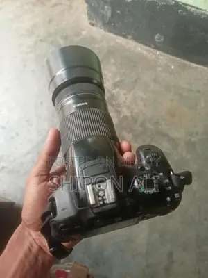 Canon 700d with 55-250 Zoom Lenc