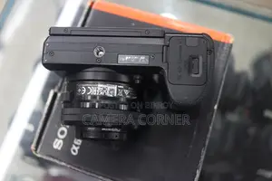 Sony 6500 camera with 16-50mm lens