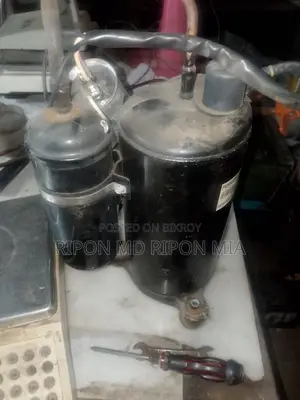 একটা কম্প্রেসার