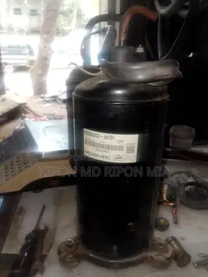 একটা কম্প্রেসার