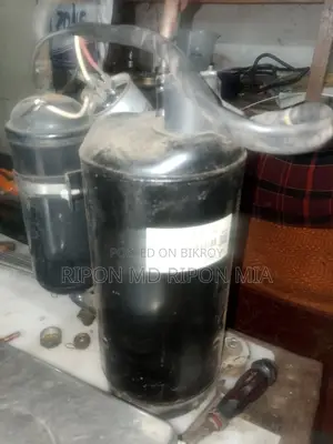 একটা কম্প্রেসার