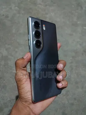 Tecno Camon 40 Pro ২০২৫ (ব্যবহৃত)
